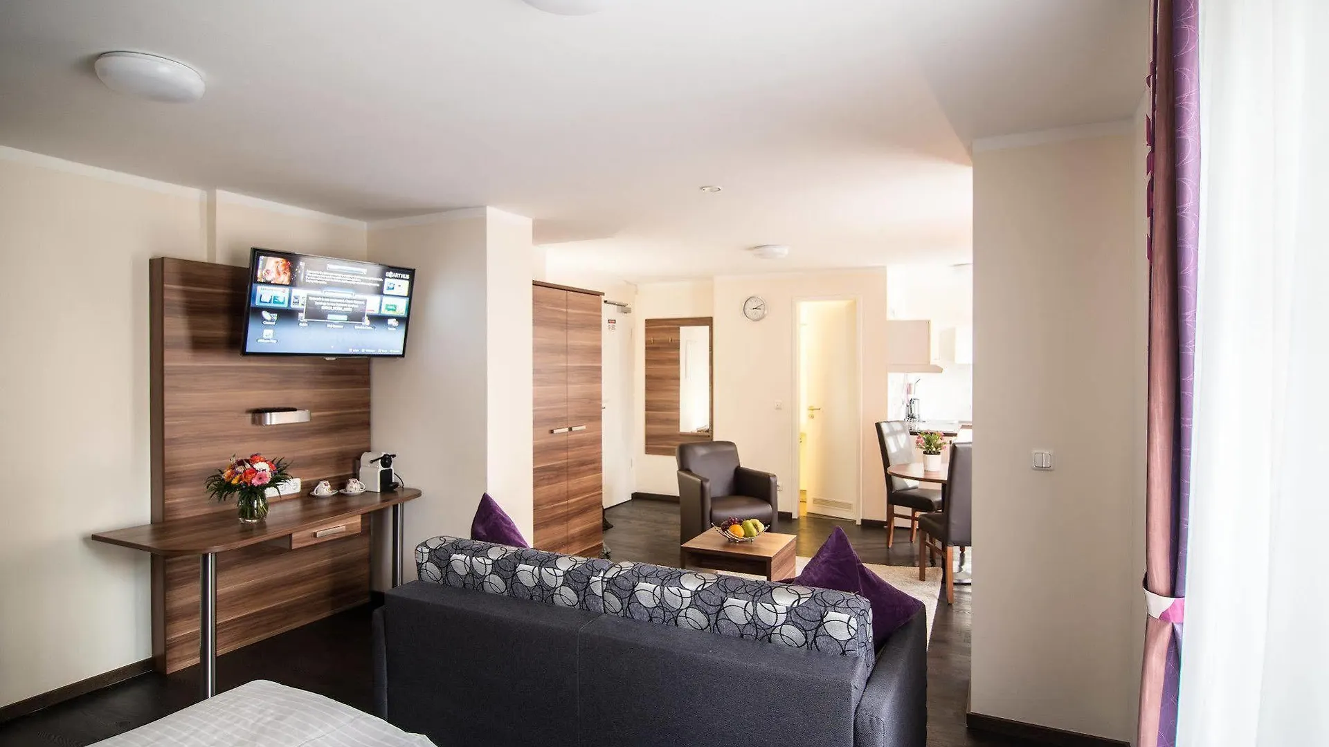 Batu Apart Hotel Munich Aparthotel