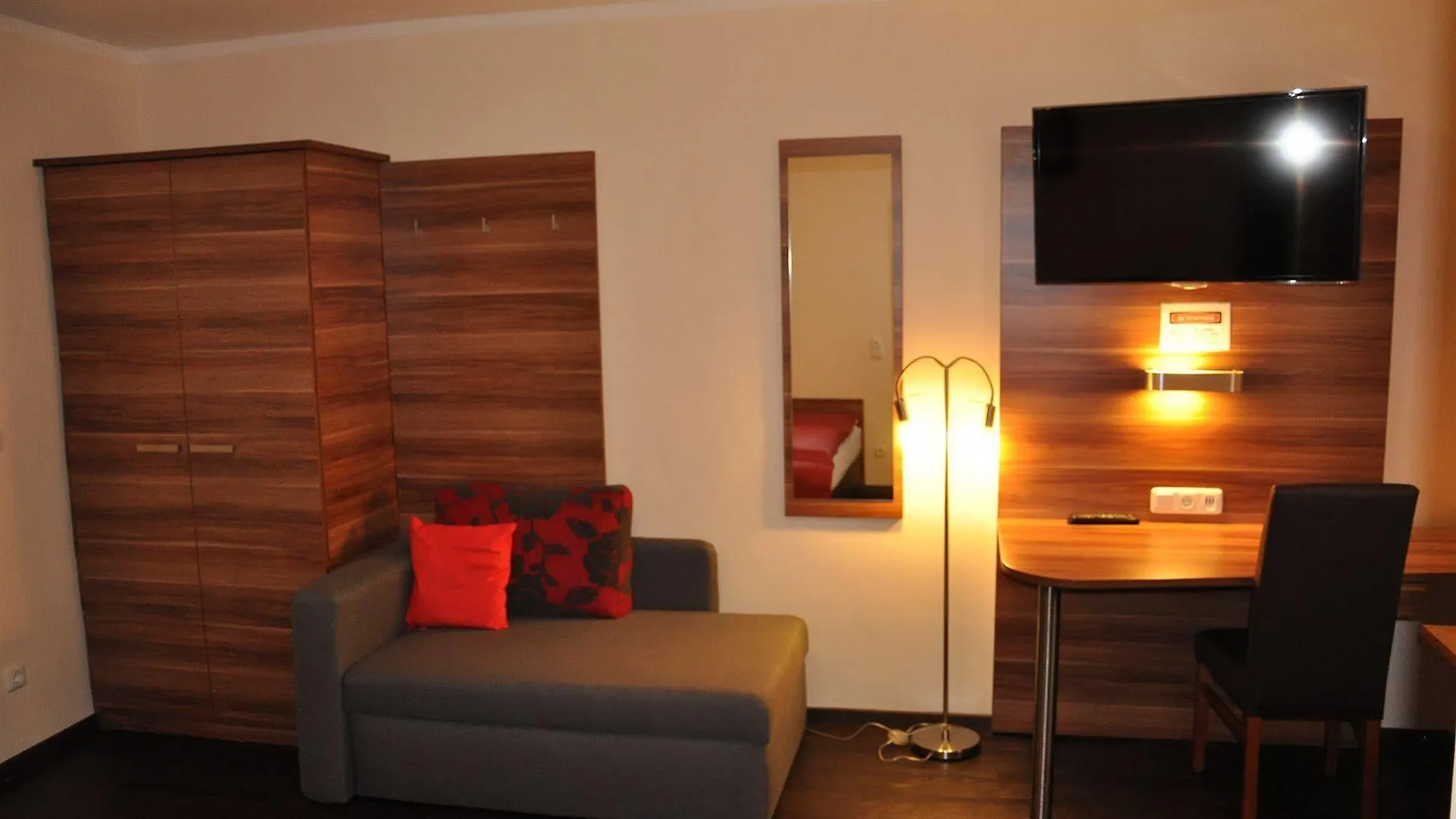 *** Aparthotel Batu Apart Hotel Munich Germany
